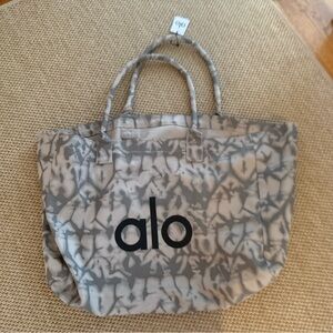 ALO Yoga Black and Gray Patterned Tote Bag